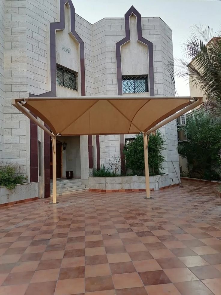 مظلات سيارات