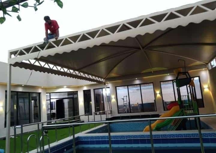 مظلات بي في سي مكة