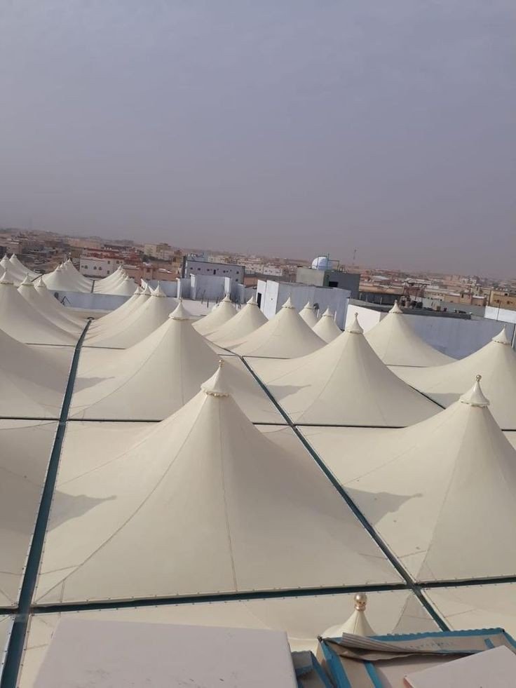 مظلات بي في سي مكة