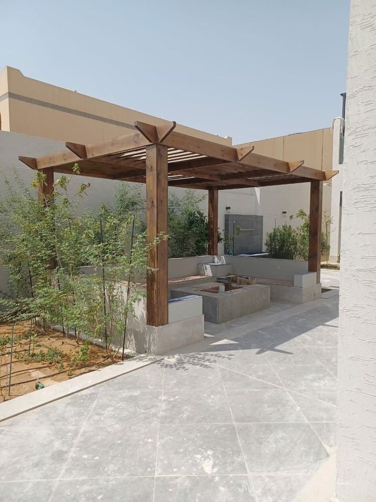 مظلات خشبية للحدائق مكة