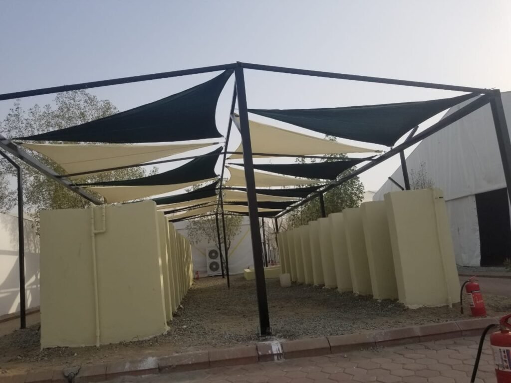 مظلات عرفات
