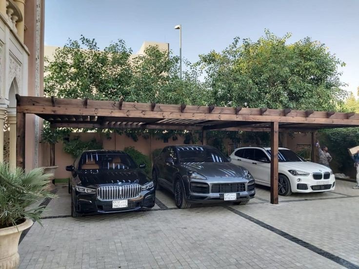 مظلات سيارات خشبية