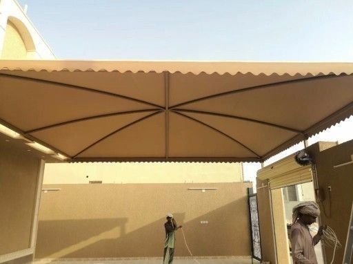 تنفيذ مظلات سيارات داخلية
